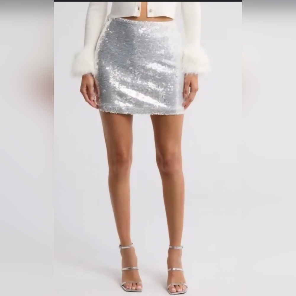 WAYF Mini Sequince Skirt